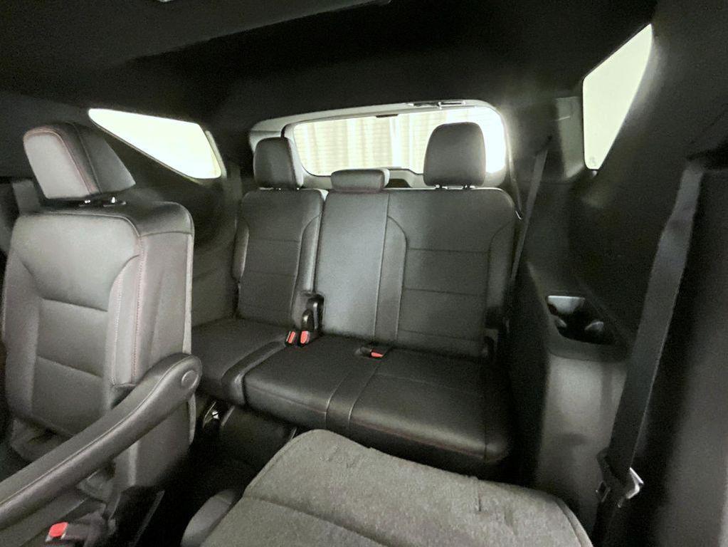new 2026 Chevrolet Traverse car, priced at $58,179
