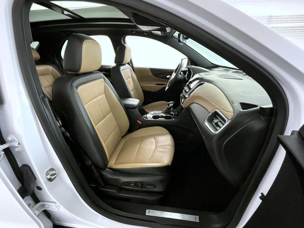 used 2023 Chevrolet Equinox car, priced at $27,299