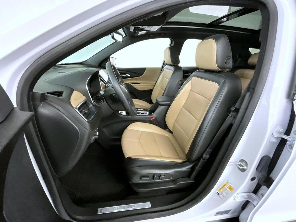 used 2023 Chevrolet Equinox car, priced at $27,299