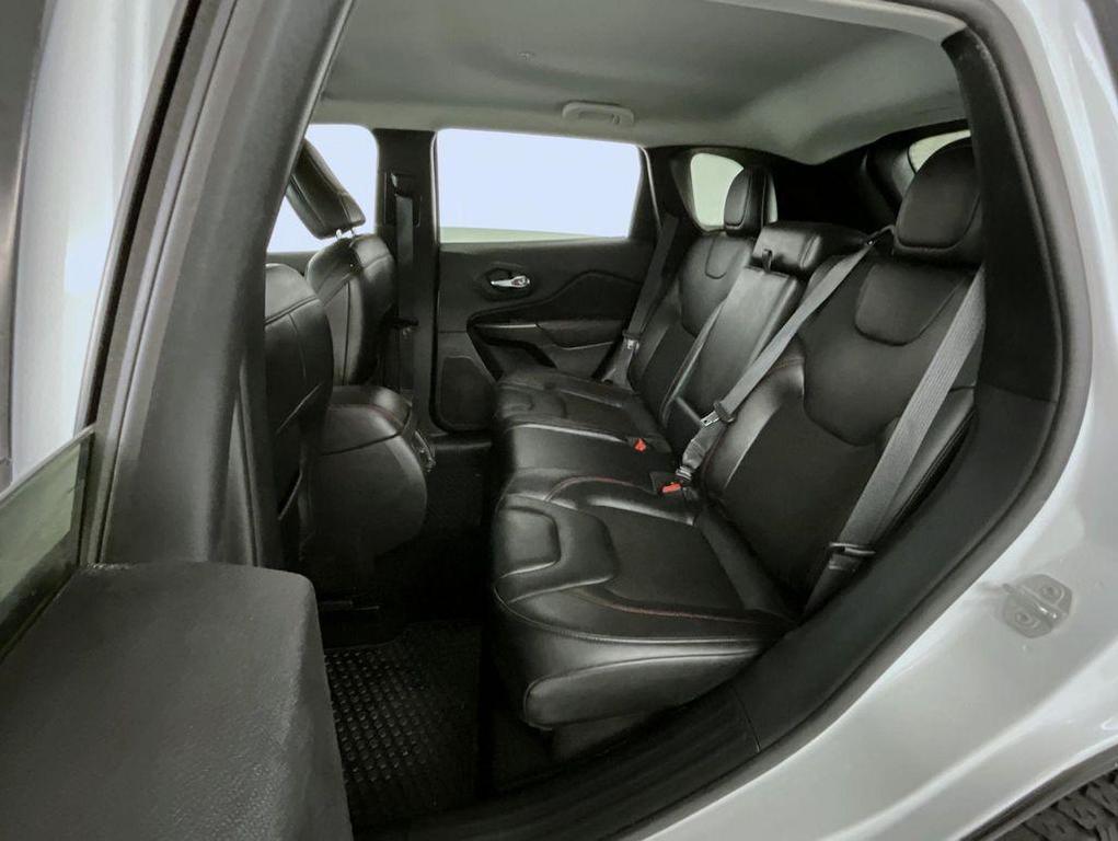used 2020 Jeep Cherokee car, priced at $21,499