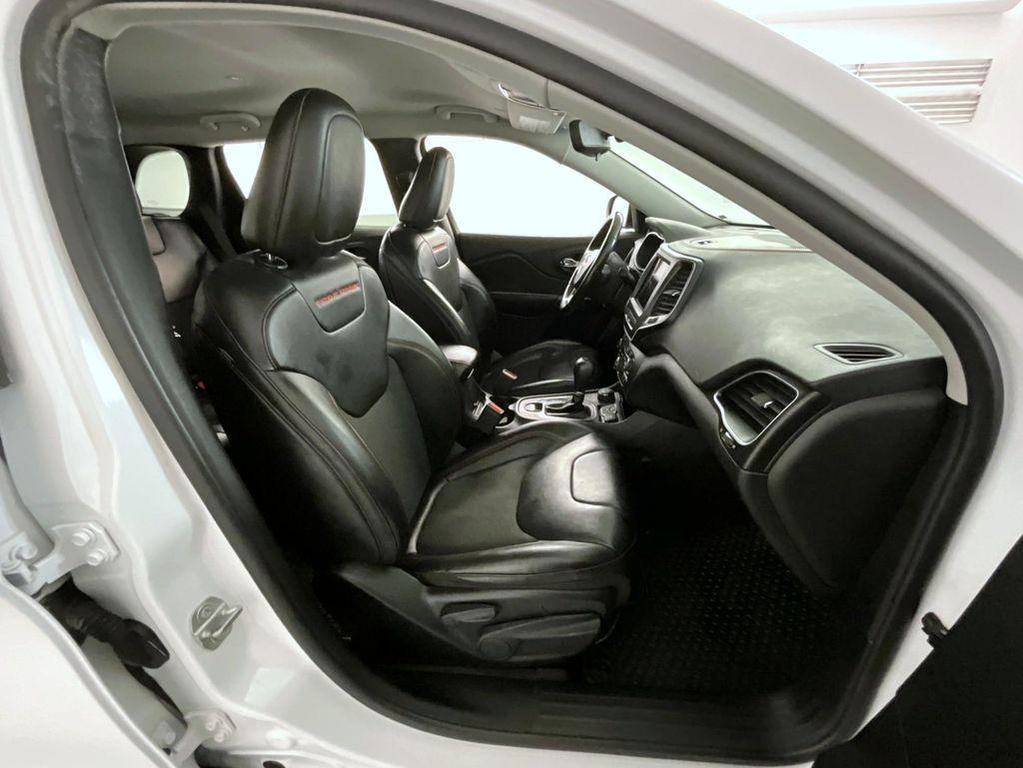 used 2020 Jeep Cherokee car, priced at $21,499