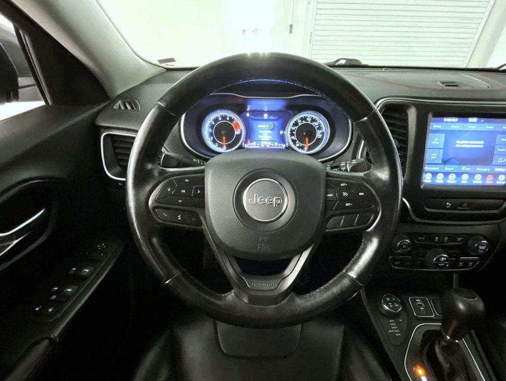 used 2020 Jeep Cherokee car, priced at $21,499