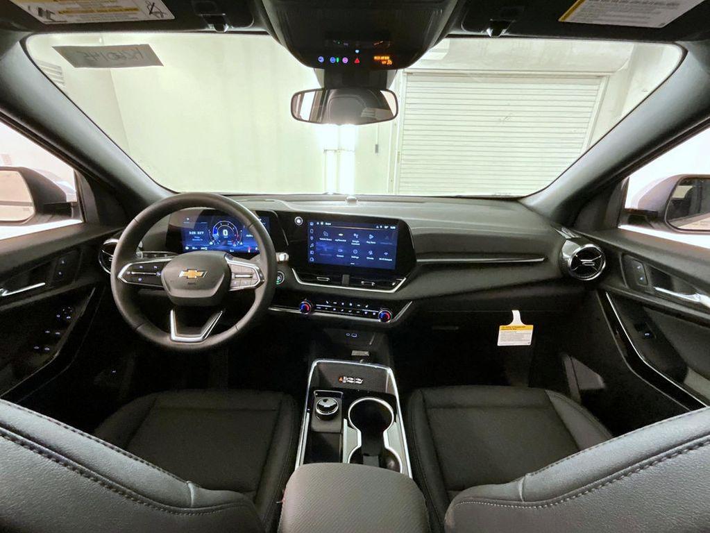 new 2026 Chevrolet Equinox car, priced at $35,049