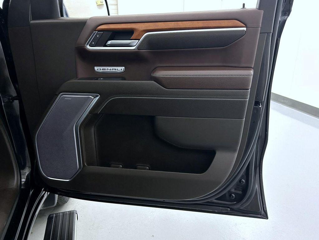 used 2023 GMC Sierra 1500 car, priced at $52,999