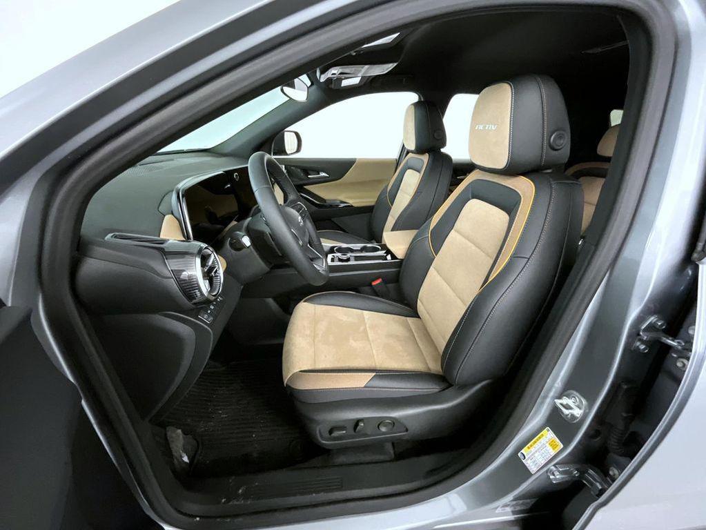 new 2026 Chevrolet Equinox car, priced at $36,620
