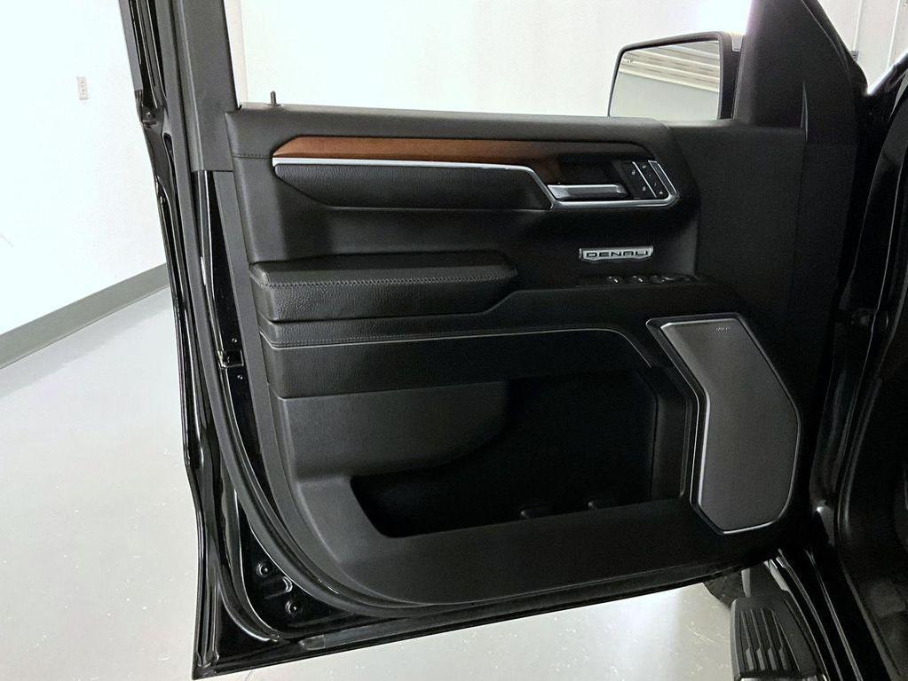 used 2024 GMC Sierra 1500 car, priced at $55,999