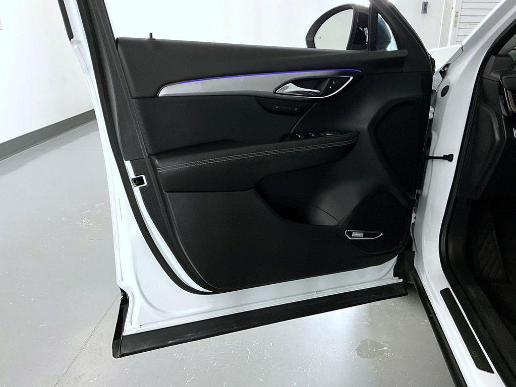 used 2024 Buick Envision car, priced at $33,999