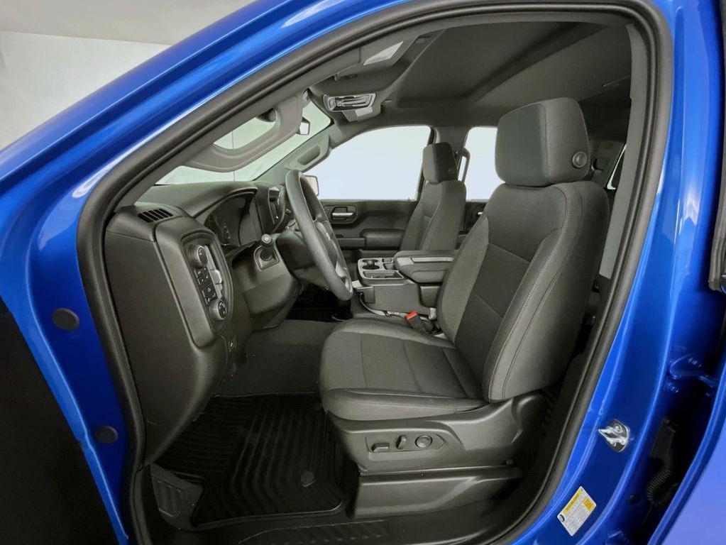 new 2025 Chevrolet Silverado 1500 car, priced at $50,513