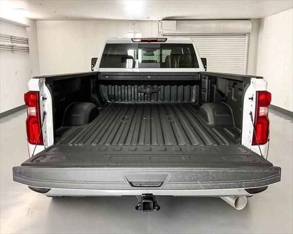 new 2025 Chevrolet Silverado 3500 car, priced at $86,028