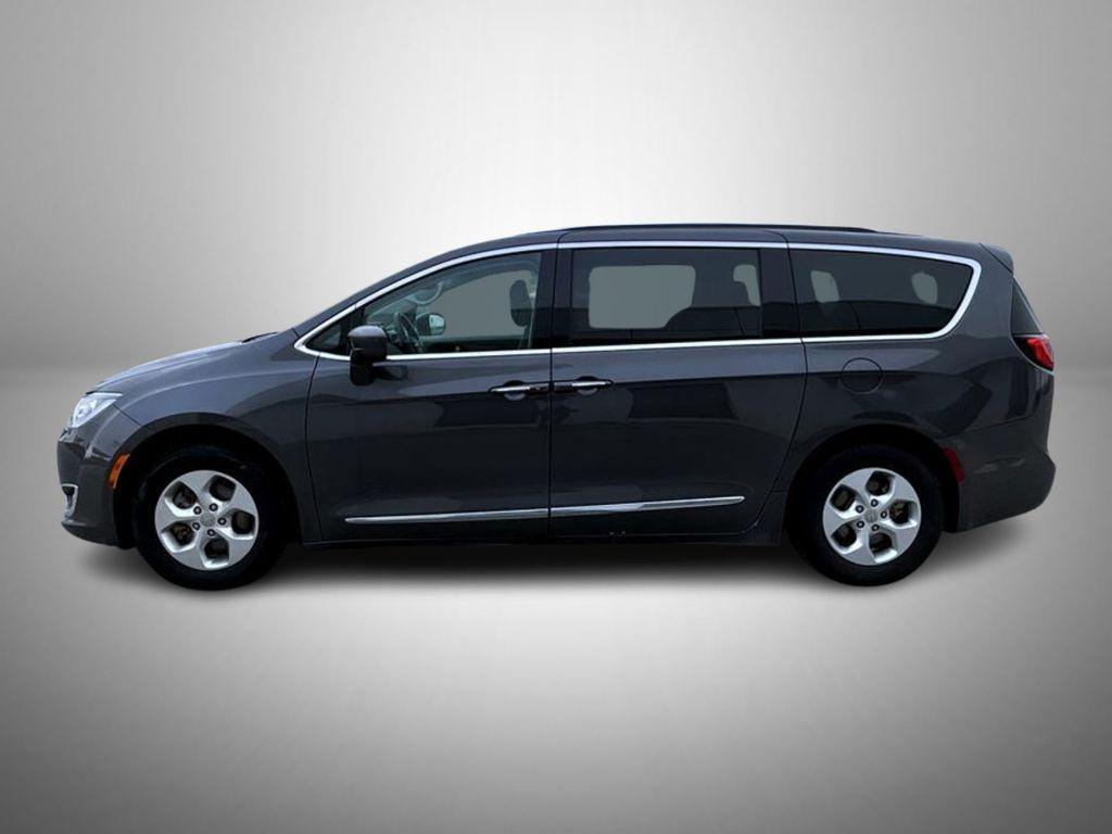 used 2017 Chrysler Pacifica car, priced at $11,999