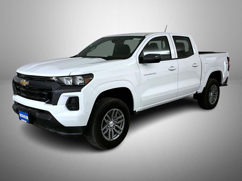 new 2025 Chevrolet Colorado car, priced at $40,523