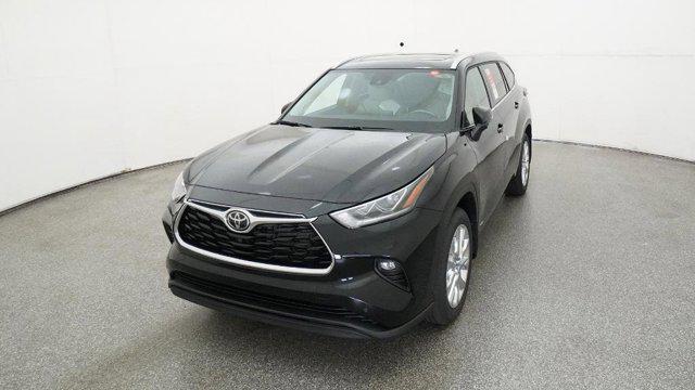 new 2025 Toyota Highlander Hybrid car