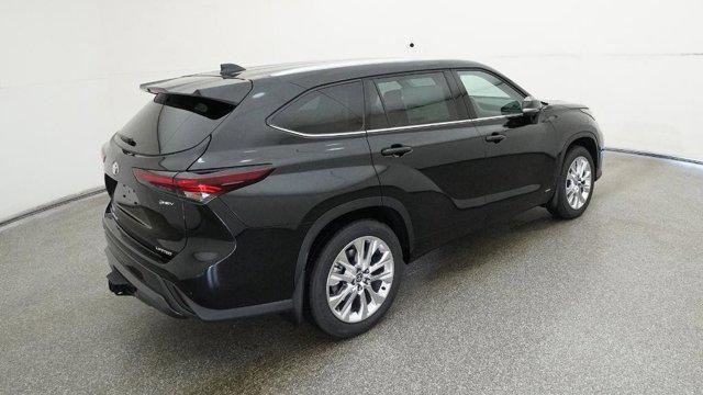 new 2025 Toyota Highlander Hybrid car