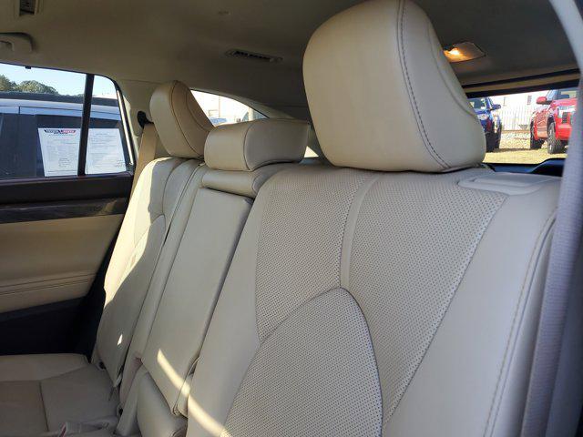 used 2020 Toyota Highlander car, priced at $26,980