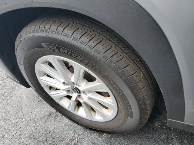 used 2025 Toyota Grand Highlander car, priced at $45,980