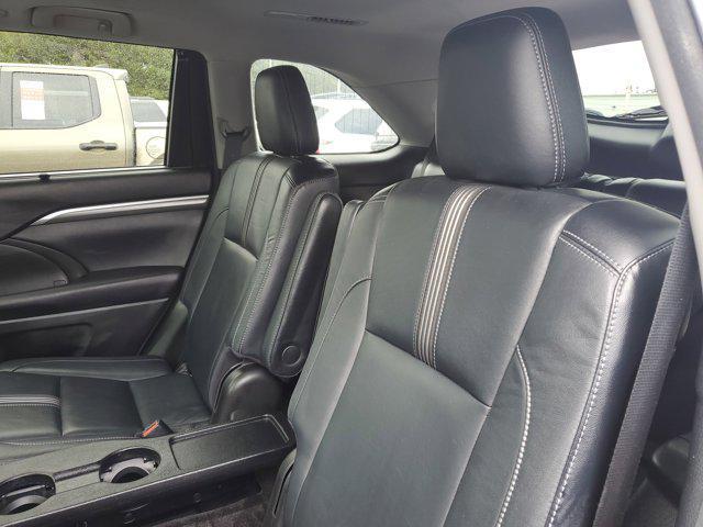 used 2017 Toyota Highlander car, priced at $19,424