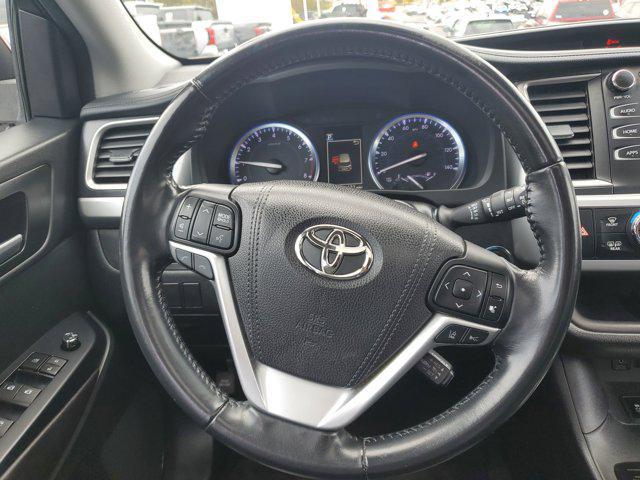 used 2017 Toyota Highlander car, priced at $19,424