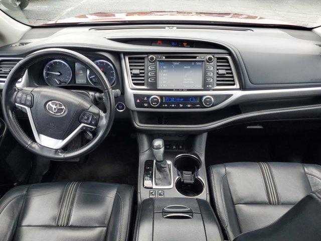 used 2017 Toyota Highlander car, priced at $19,424