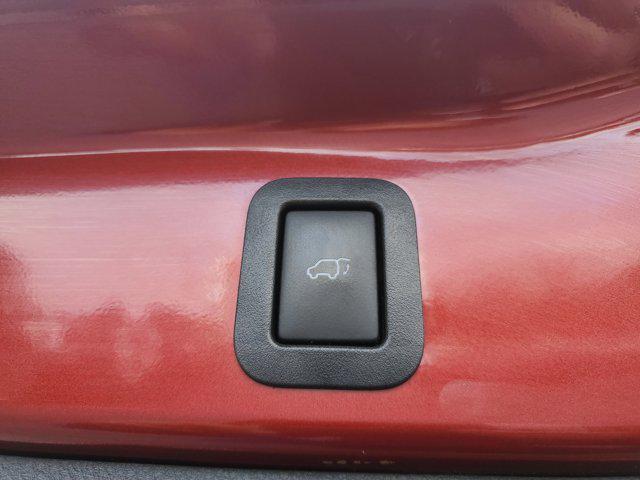 used 2017 Toyota Highlander car, priced at $19,424