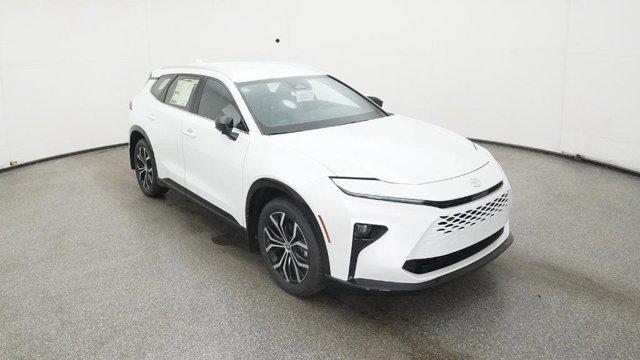 new 2025 Toyota Crown Signia car