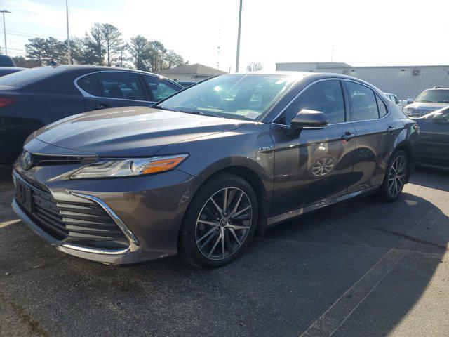 used 2021 Toyota Camry Hybrid car, priced at $22,269