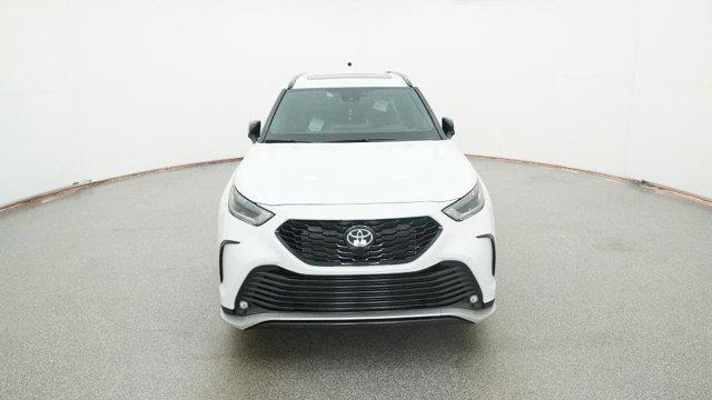 new 2026 Toyota Highlander car, priced at $48,568