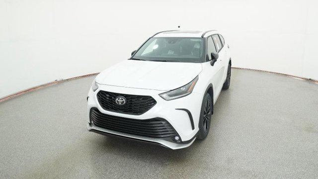 new 2026 Toyota Highlander car, priced at $48,568