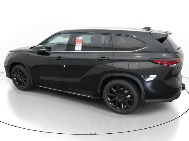 new 2026 Toyota Highlander car, priced at $56,651