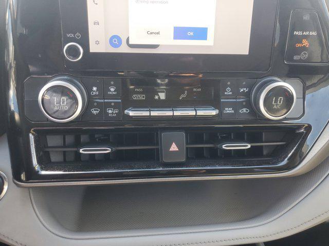 used 2023 Toyota Highlander car, priced at $32,980