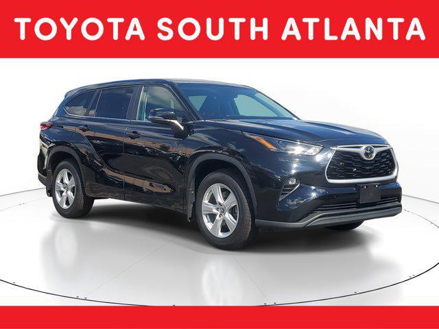 used 2023 Toyota Highlander car, priced at $32,980