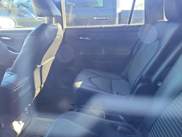 used 2024 Toyota Highlander car, priced at $39,564
