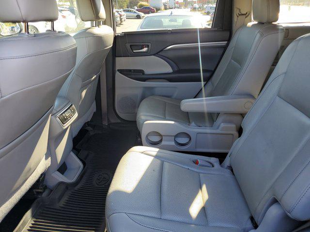 used 2019 Toyota Highlander car, priced at $21,749