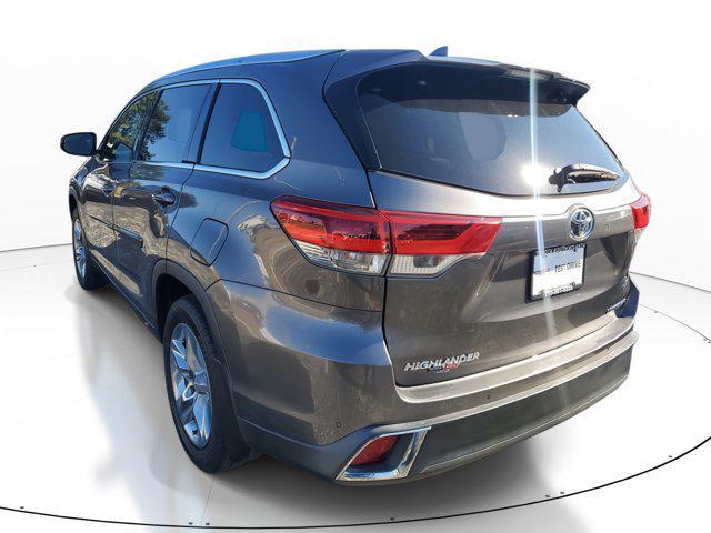 used 2019 Toyota Highlander car, priced at $21,749