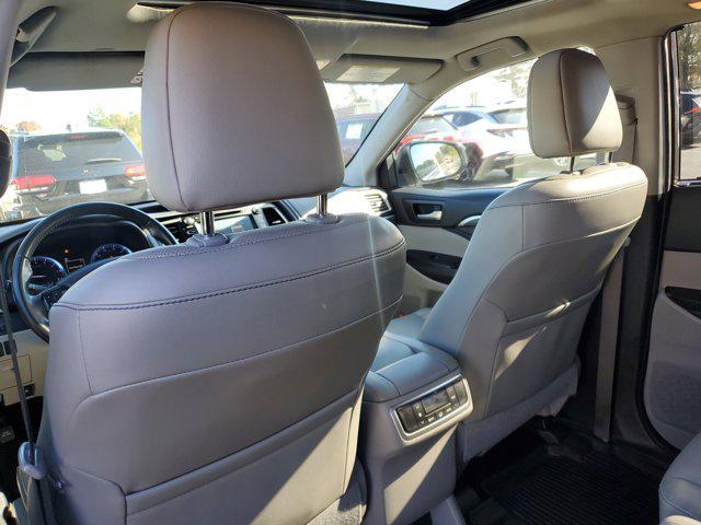used 2019 Toyota Highlander car, priced at $21,749