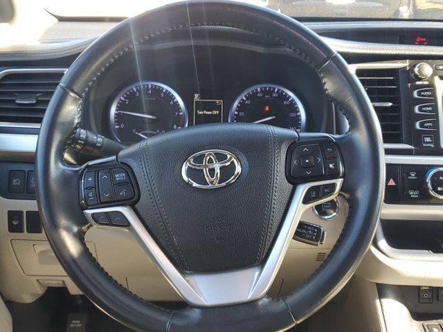 used 2019 Toyota Highlander car, priced at $21,749