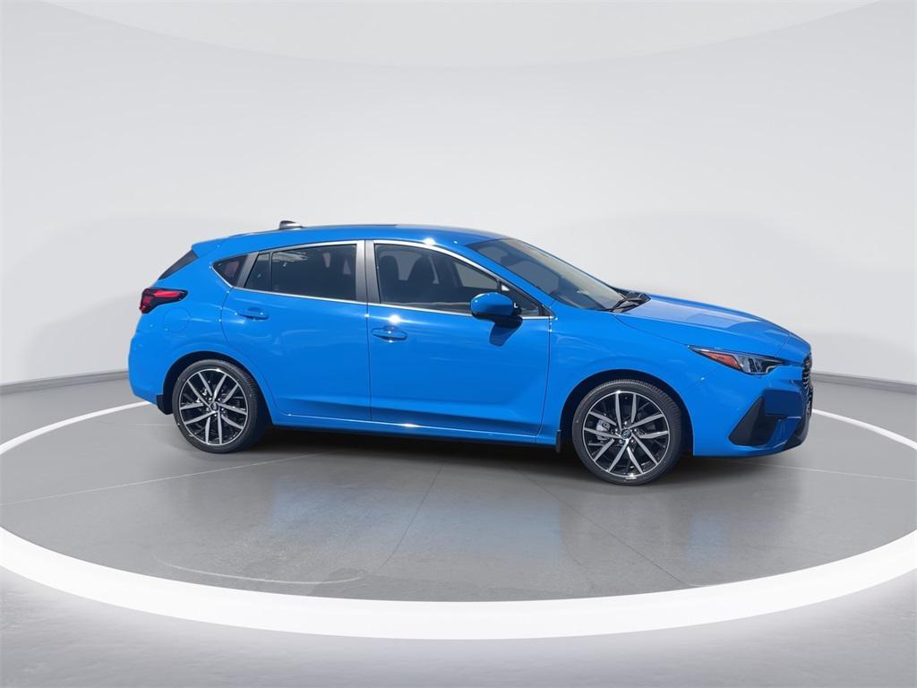 new 2025 Subaru Impreza car, priced at $28,915