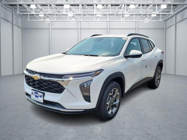 new 2025 Chevrolet Trax car, priced at $24,805