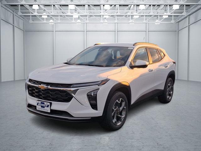 new 2025 Chevrolet Trax car, priced at $24,805