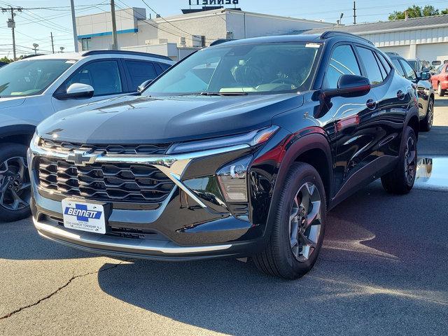 new 2025 Chevrolet Trax car, priced at $24,610