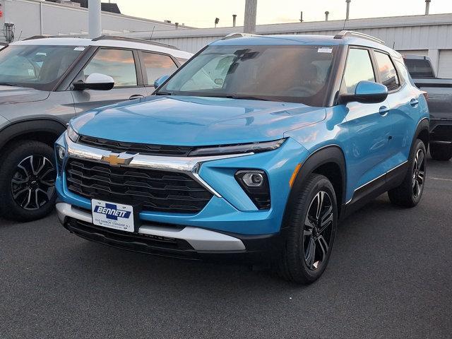 new 2025 Chevrolet TrailBlazer car, priced at $26,130