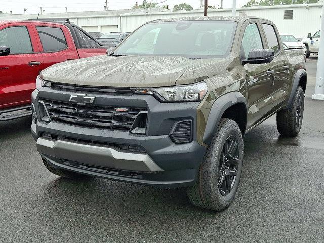 new 2025 Chevrolet Colorado car, priced at $50,435