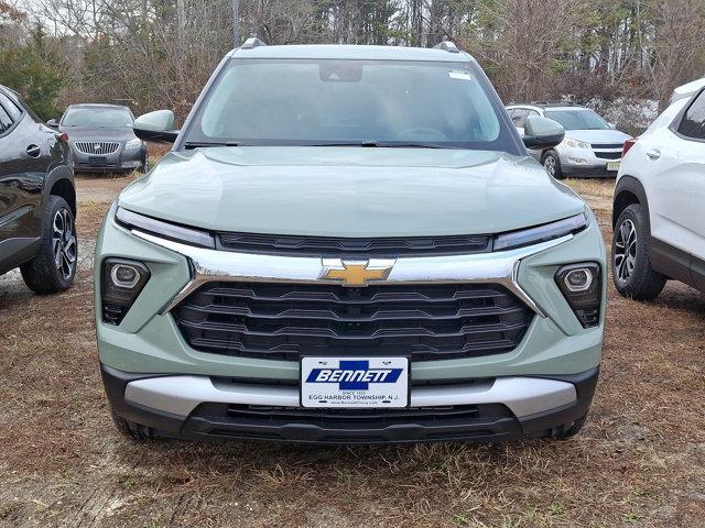 new 2025 Chevrolet TrailBlazer car, priced at $27,095