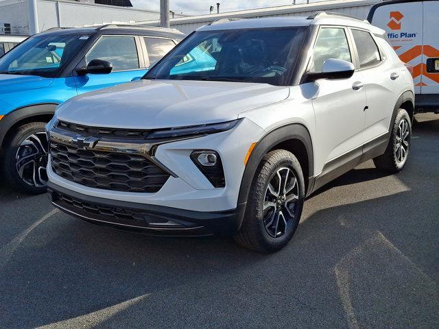 new 2025 Chevrolet TrailBlazer car, priced at $32,495