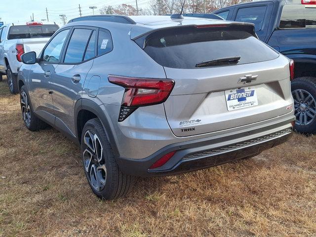 new 2025 Chevrolet Trax car, priced at $25,910