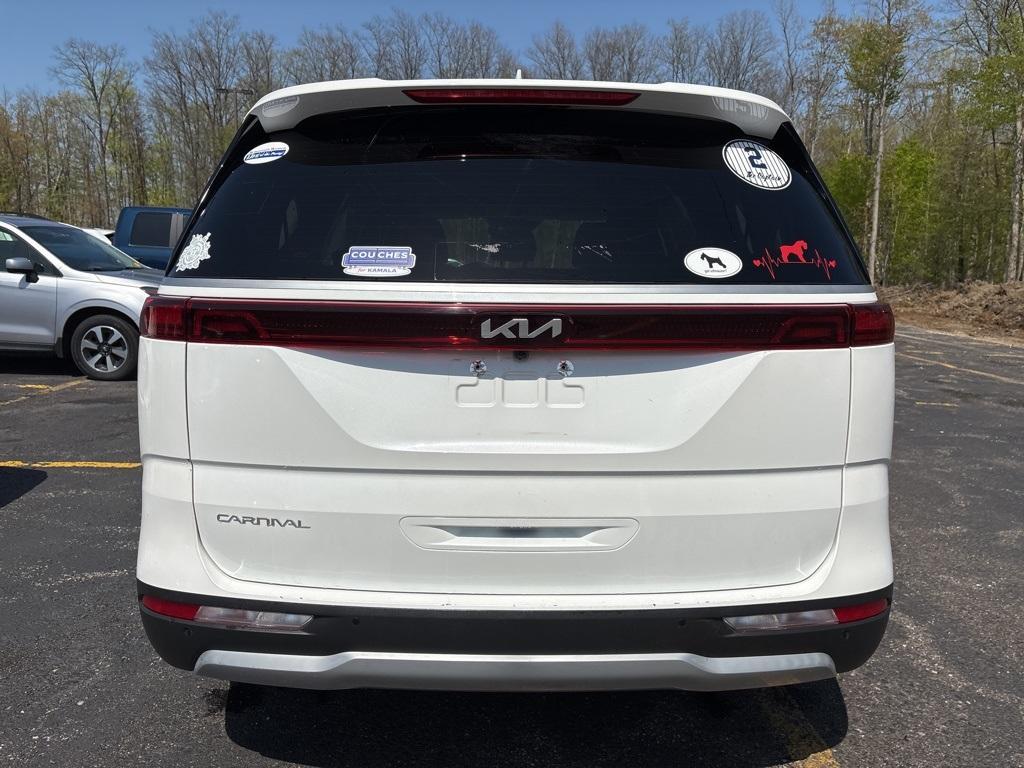 used 2023 Kia Carnival car, priced at $34,936
