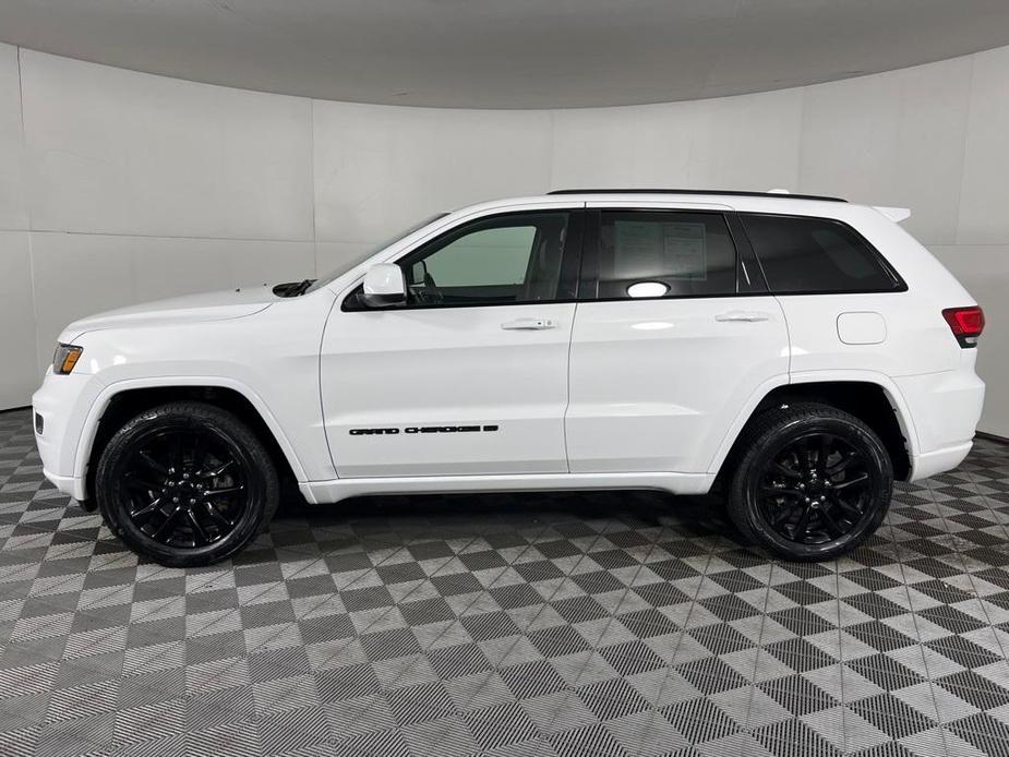 used 2022 Jeep Grand Cherokee WK car, priced at $28,938