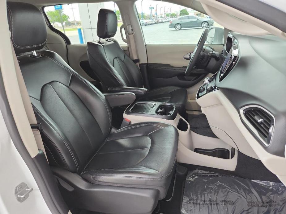 used 2022 Chrysler Pacifica car, priced at $26,799