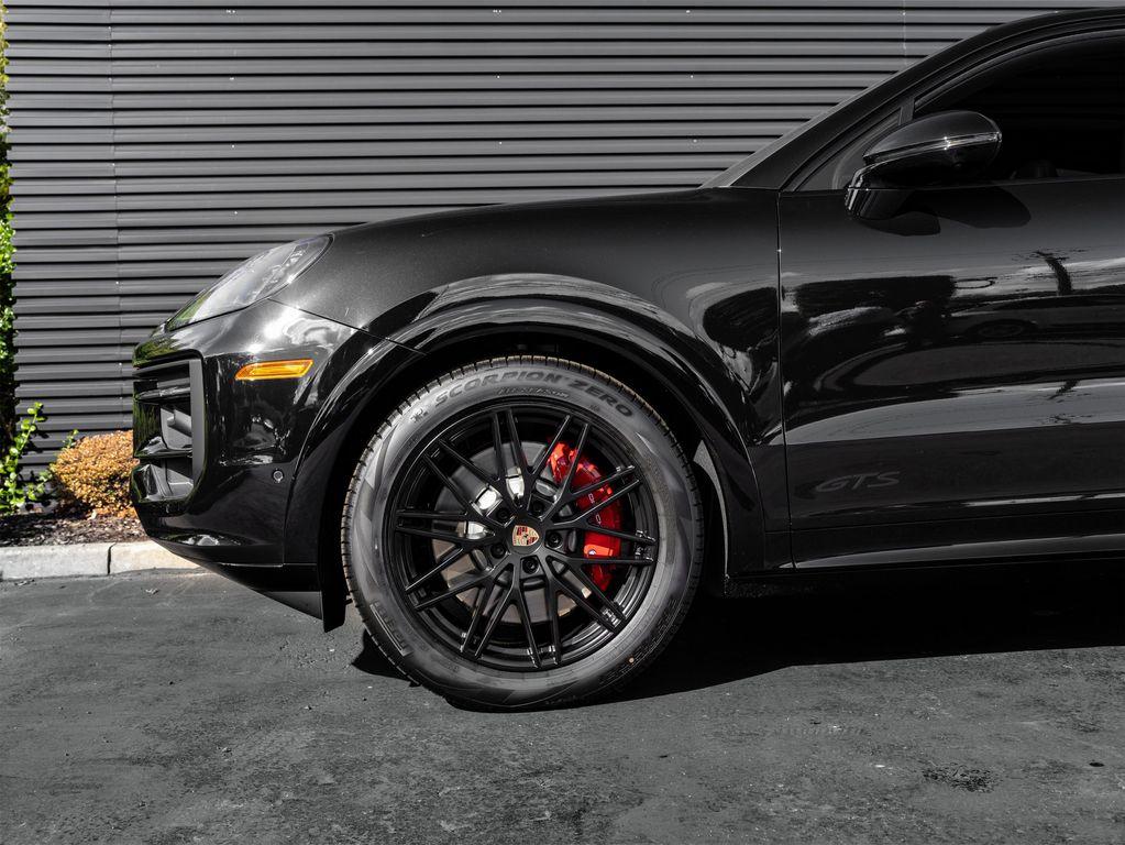 new 2026 Porsche Cayenne car, priced at $151,070