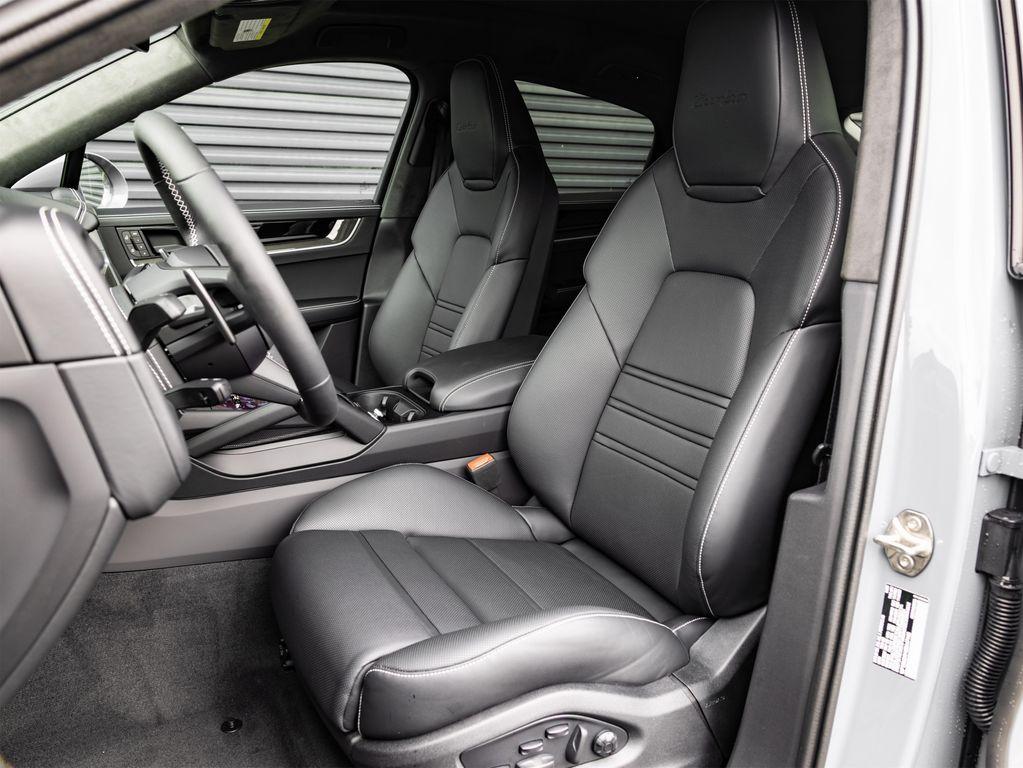 new 2025 Porsche Cayenne car, priced at $188,665