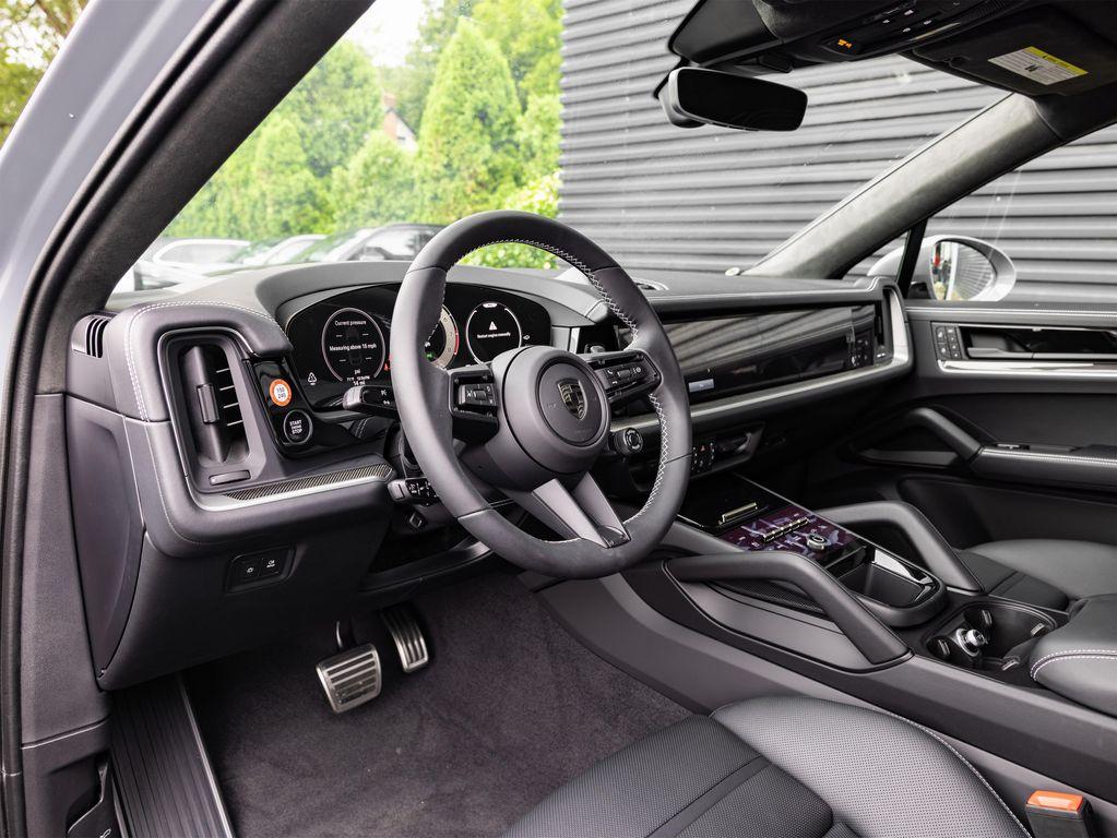 new 2025 Porsche Cayenne car, priced at $188,665